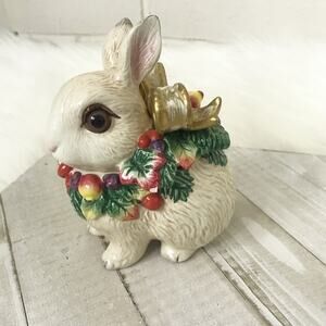 Fitz & Floyd Snowy Woods Bunny Jar Box